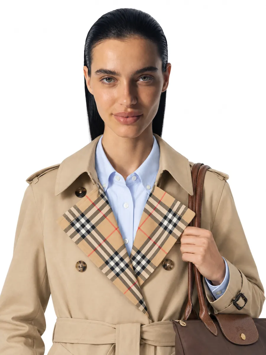 Тренч Burberry: крупный план