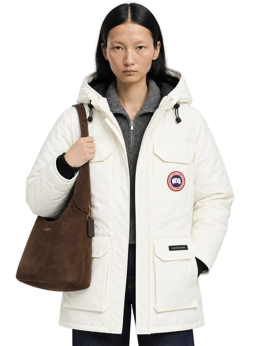 Парка Canada Goose: средний план